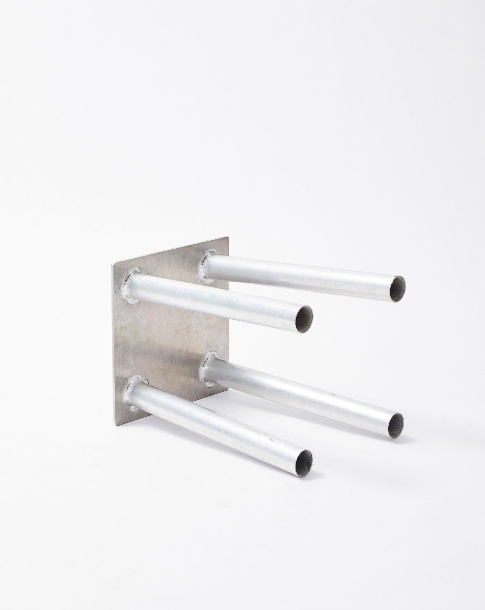 Aluminum decorative stool P-L series lying diagonally to the right